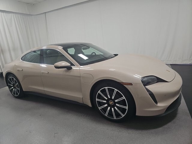 2021 Porsche Taycan 4S photo 3