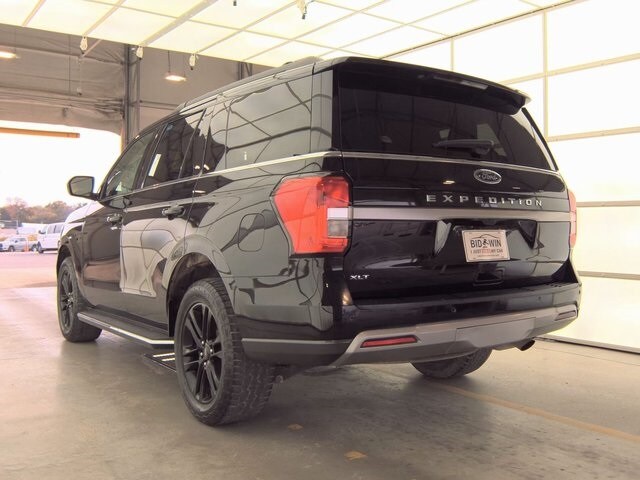 2023 Ford Expedition XLT photo 4