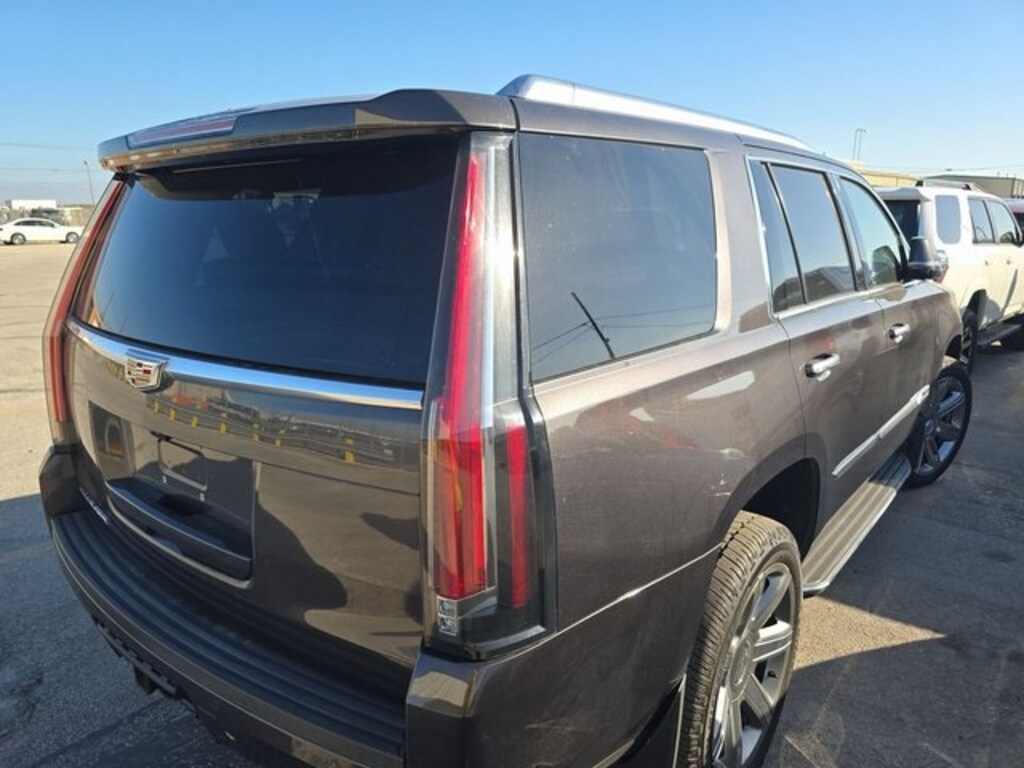 Used 2018 Cadillac Escalade Premium Luxury SUV
