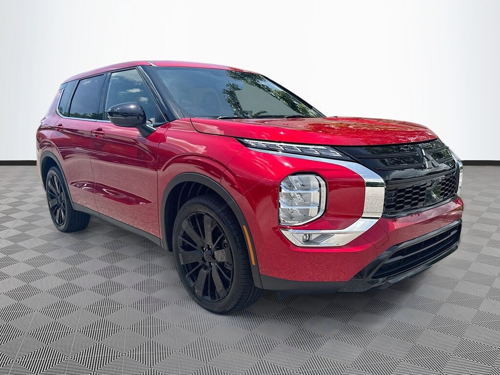 New 2026 Mitsubishi Outlander SE SUV