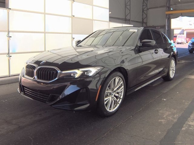 2023 BMW 3 Series 330i's photo