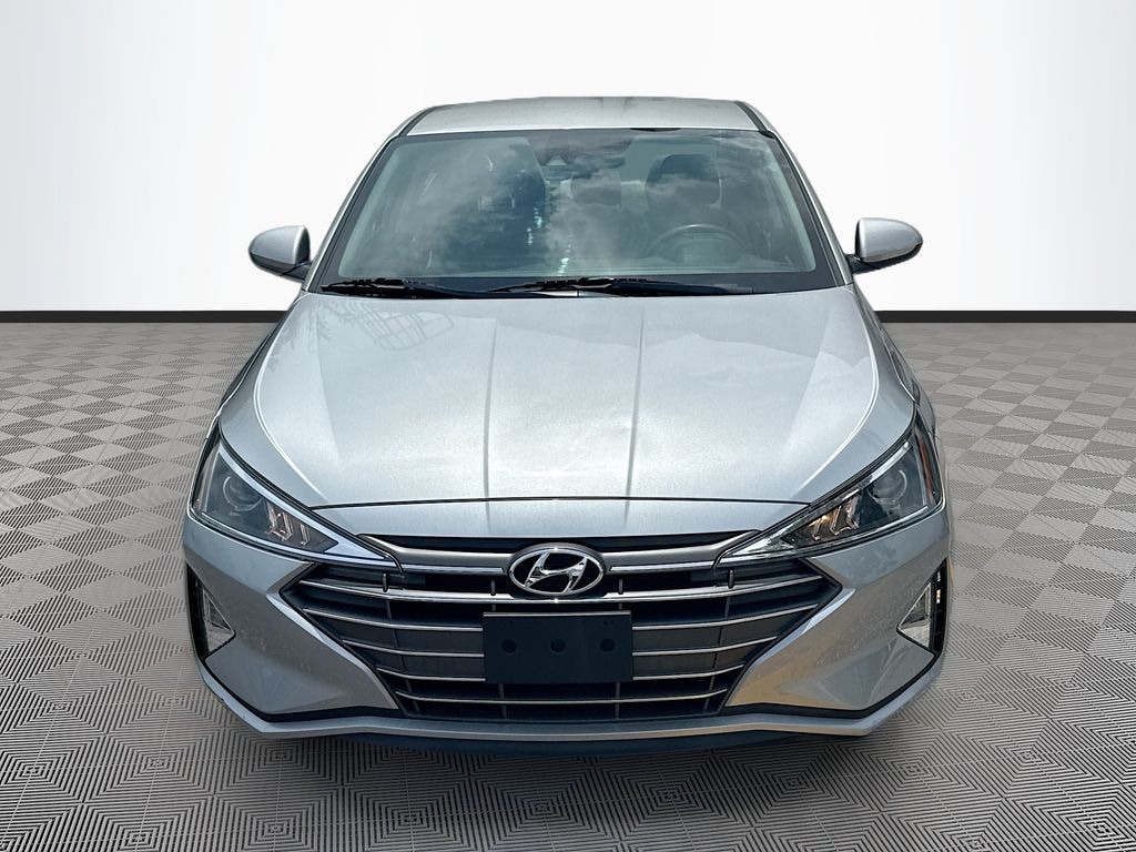 Used 2020 Hyundai Elantra SE Sedan