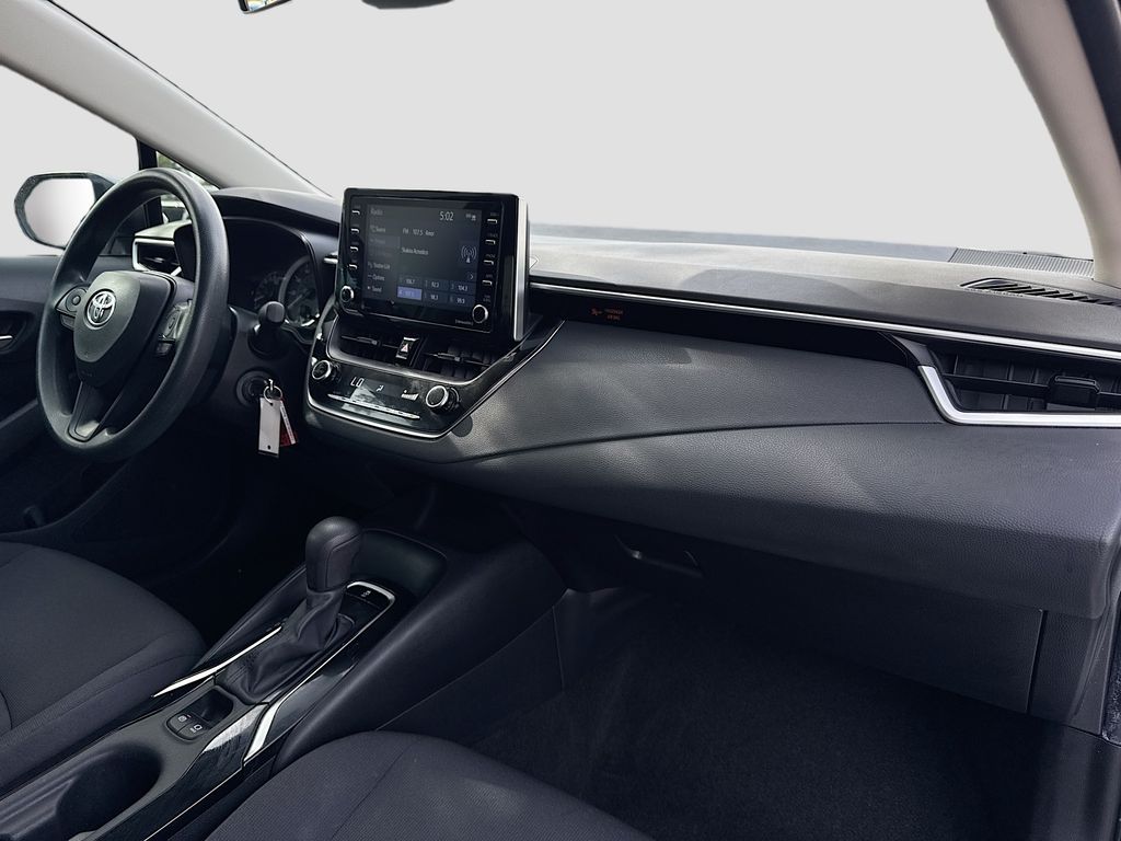 2021 Toyota Corolla LE - Photo 29