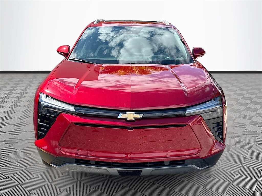 Used 2024 Chevrolet Blazer EV LT with VIN 3GNKDBRJ1RS221253 for sale in West Palm Beach, FL
