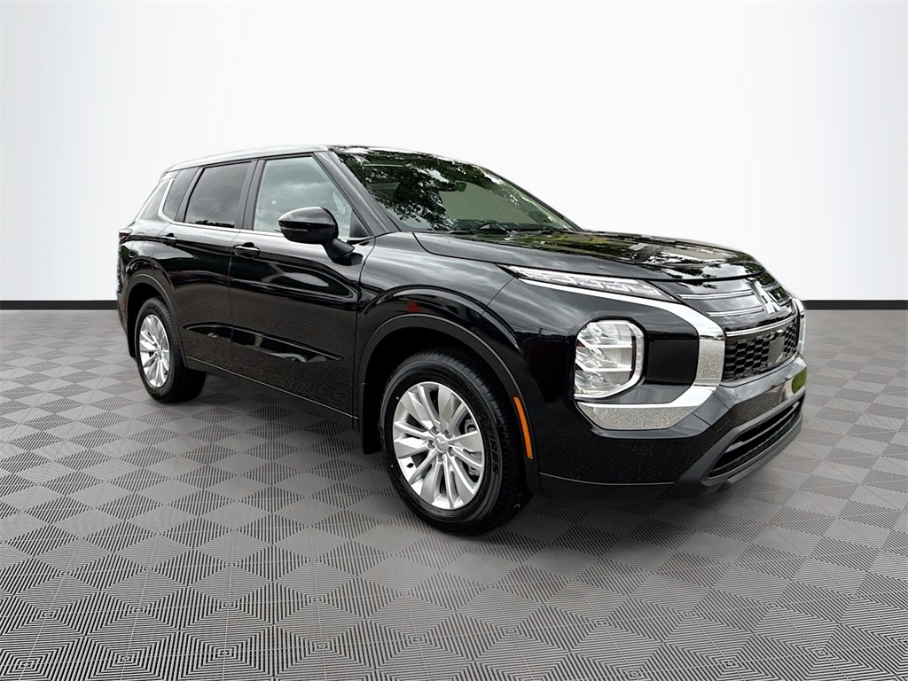 New 2025 Mitsubishi Outlander ES SUV