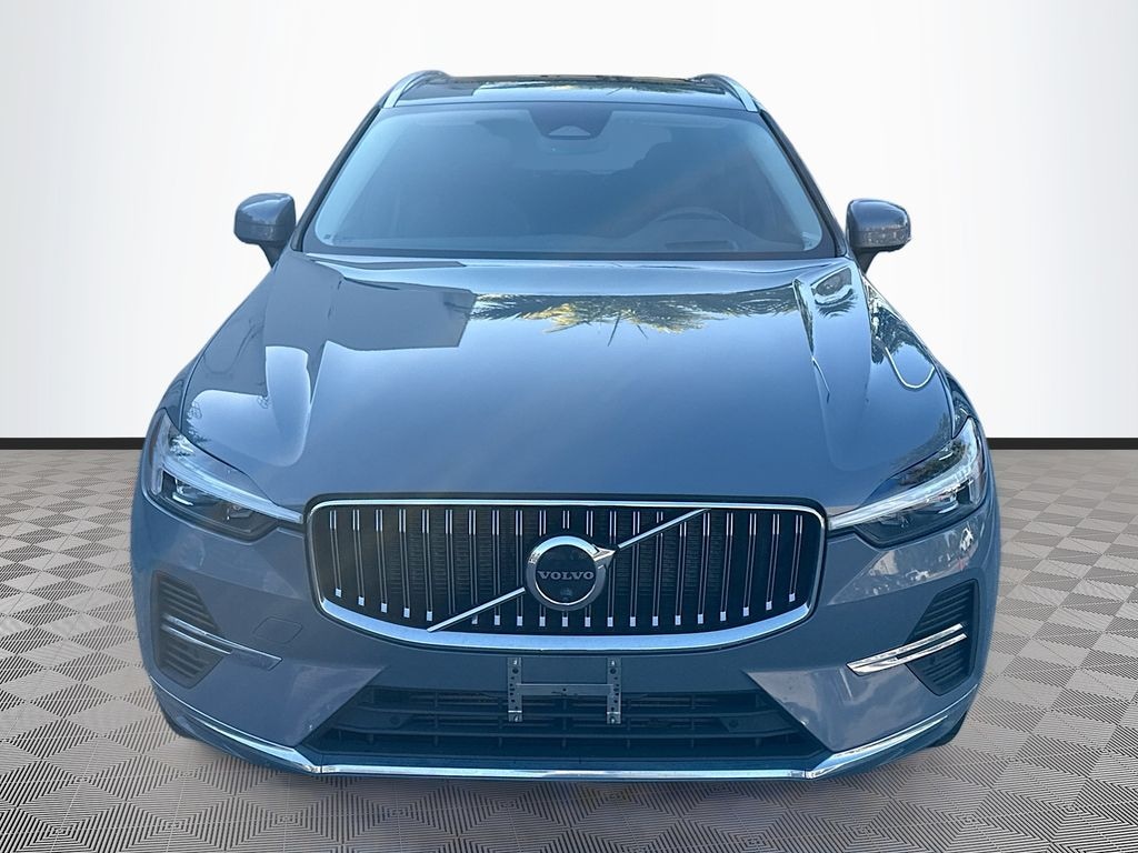 Used 2022 Volvo XC60 Recharge Plug-In Hybrid T8 Inscription Expression SUV