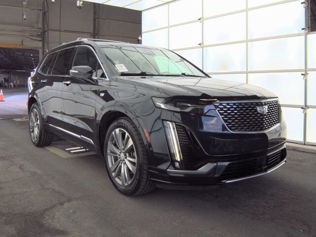 2021 Cadillac XT6 Premium Luxury photo 3