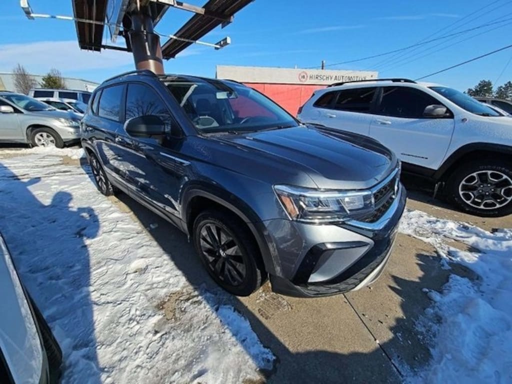 Used 2022 Volkswagen Taos 1.5T S SUV