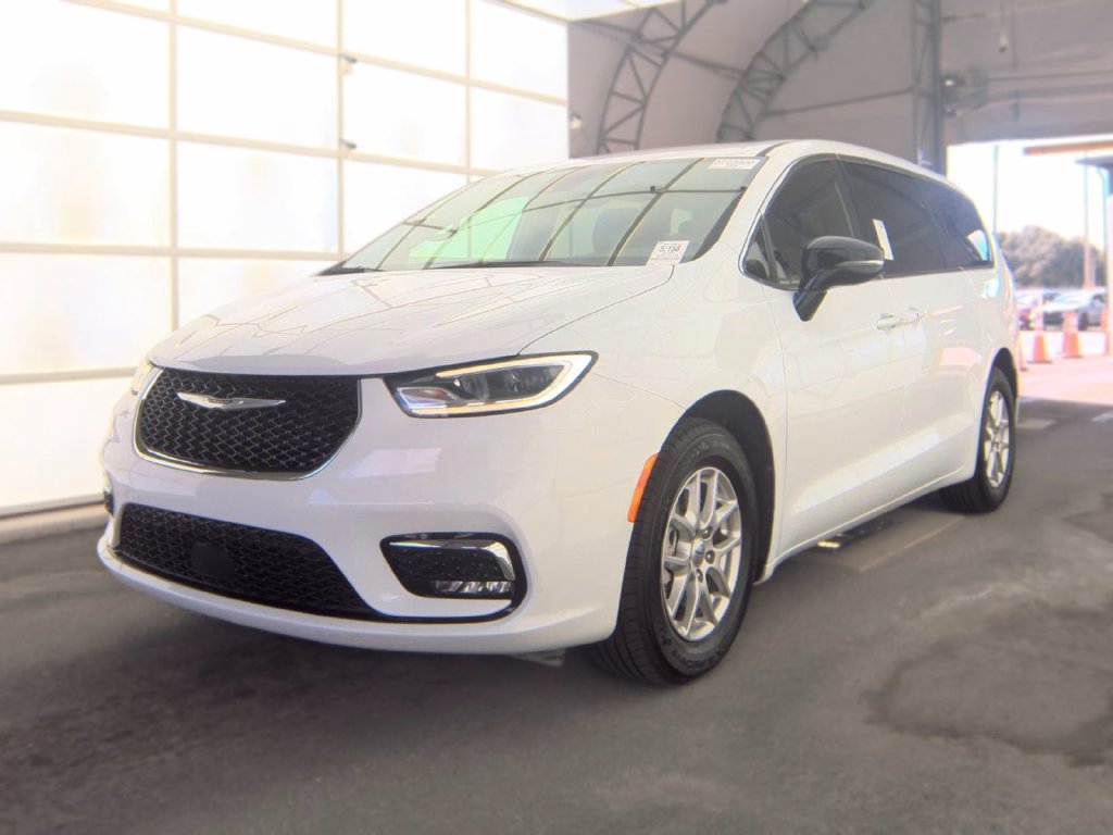 2025 Chrysler Pacifica