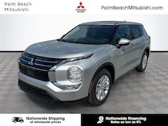 2026 Mitsubishi Outlander ES SUV