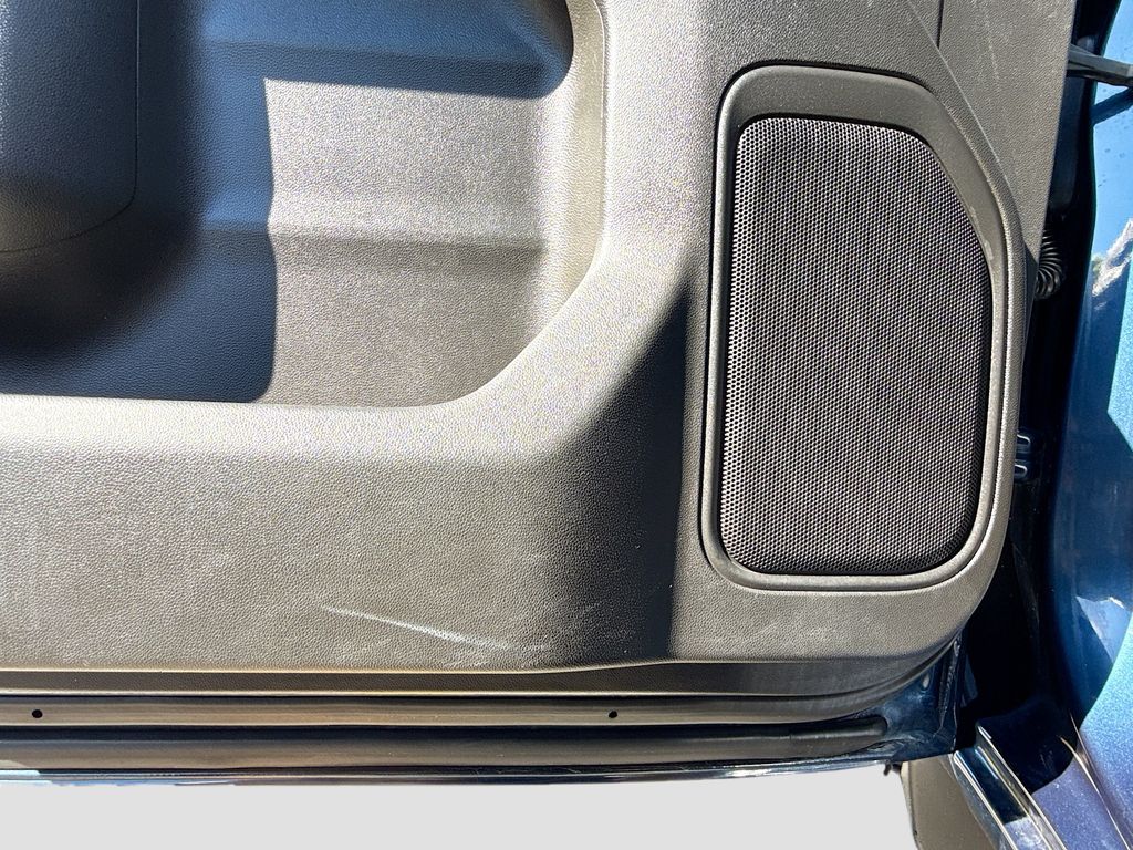 2022 Chevrolet Silverado 1500 Limited RST - Photo 18