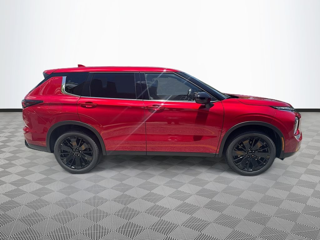 New 2026 Mitsubishi Outlander LE SUV