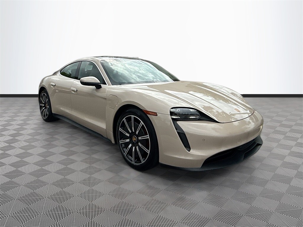 2021 Porsche Taycan 4S photo 3