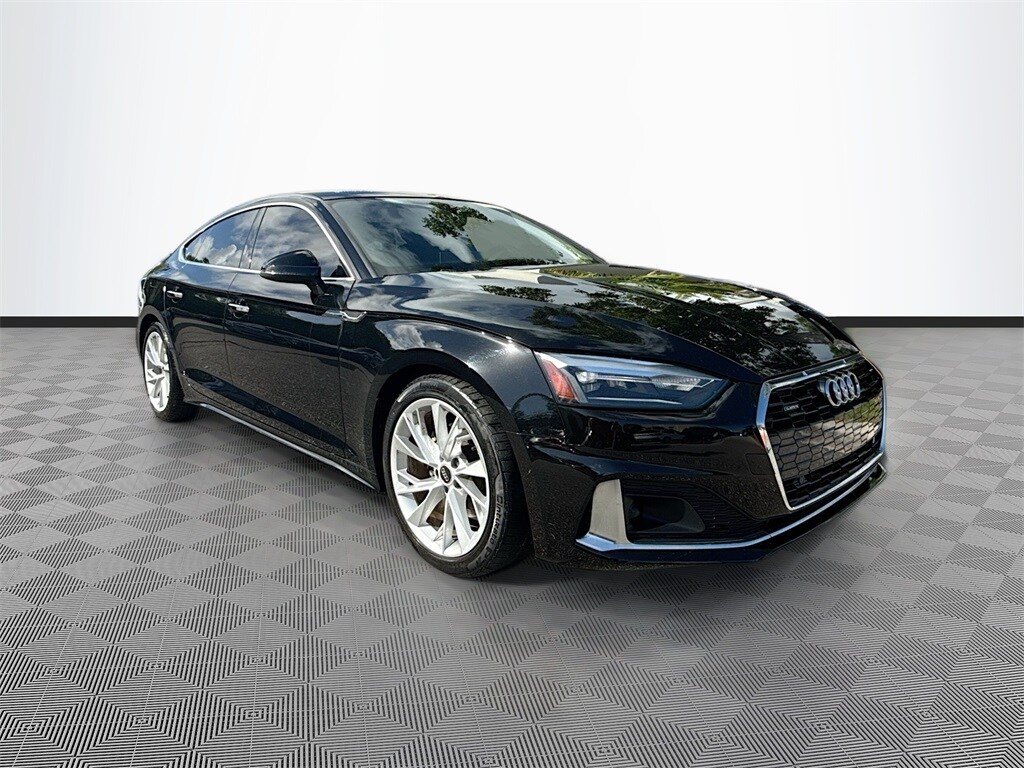 2022 Audi A5 Quattro Premium photo 3