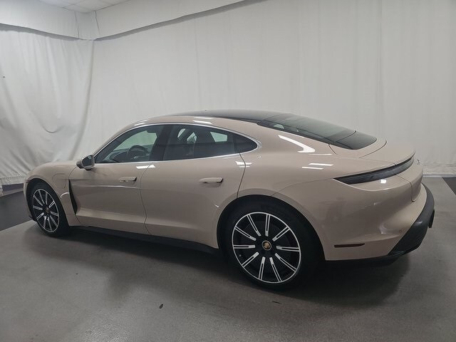 2021 Porsche Taycan 4S photo 4