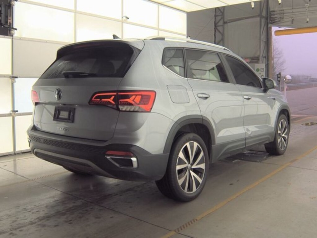 Used 2022 Volkswagen Taos 1.5T SE SUV