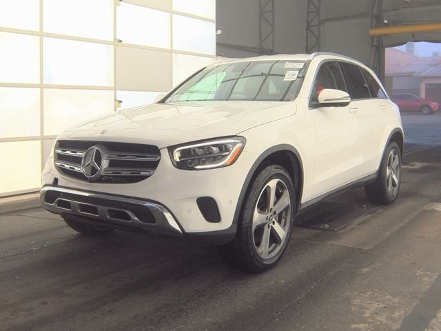 2022 Mercedes-Benz GLC GLC300's photo