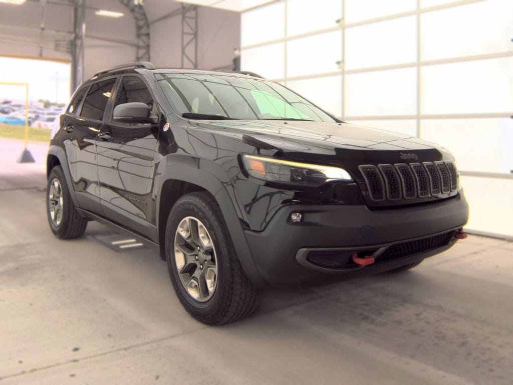 Used 2019 Jeep Cherokee Trailhawk SUV