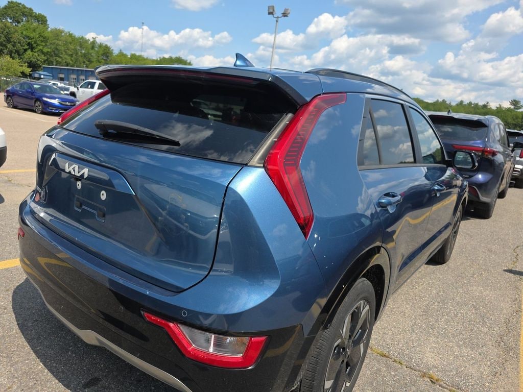 Used 2024 Kia Niro EV Wind SUV