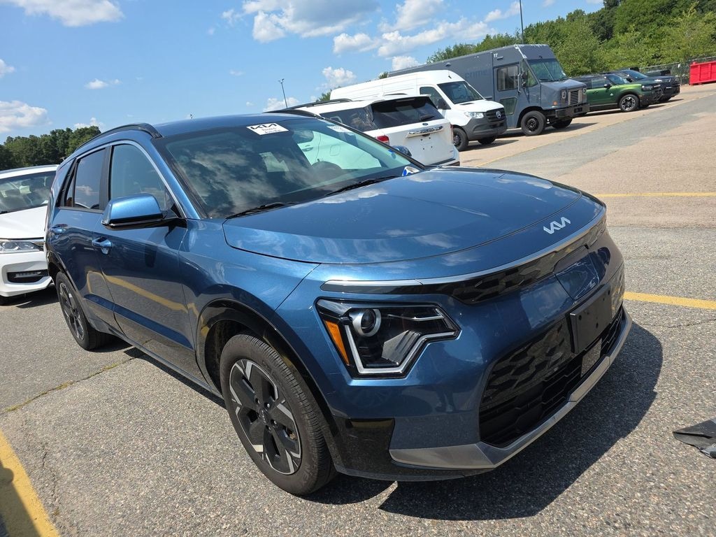 Used 2024 Kia Niro EV Wind SUV