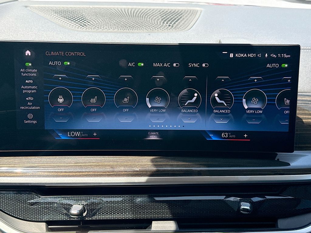 2023 BMW X7 40i - Photo 17