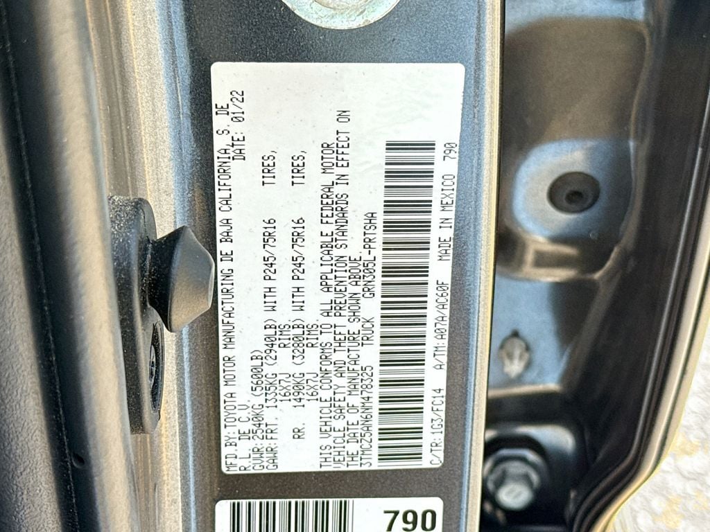 2022 Toyota Tacoma SR5 - Photo 32