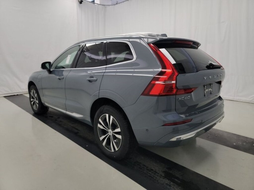 Used 2022 Volvo XC60 Recharge Plug-In Hybrid T8 Inscription Expression SUV