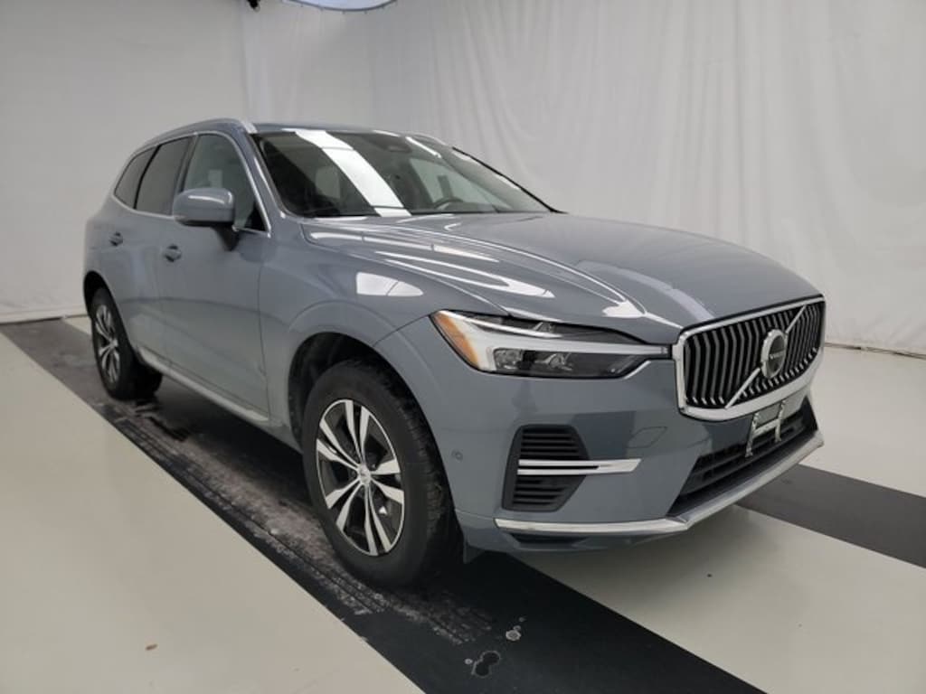 Used 2022 Volvo XC60 Recharge Plug-In Hybrid T8 Inscription Expression SUV