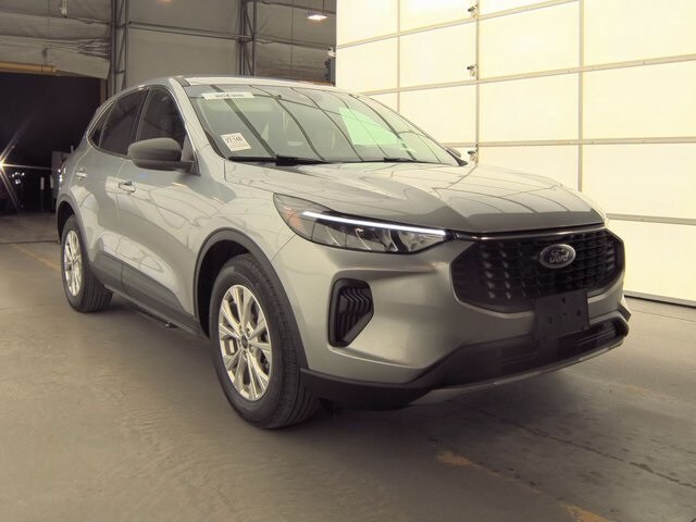 2023 Ford Escape Hybrid Active photo 3