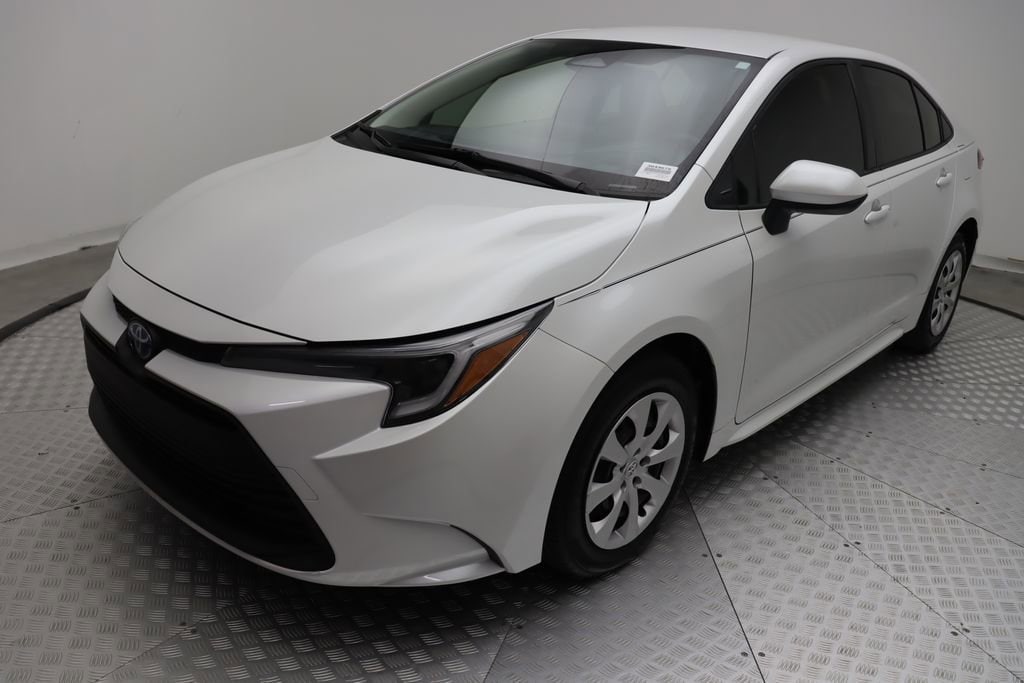 Certified 2024 Toyota Corolla LE with VIN JTDBCMFE6R3049676 for sale in West Palm Beach, FL