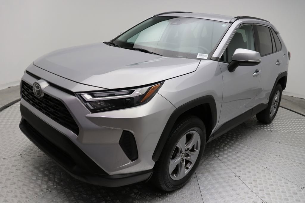 Certified 2022 Toyota RAV4 XLE with VIN 2T3W1RFV2NC178589 for sale in West Palm Beach, FL