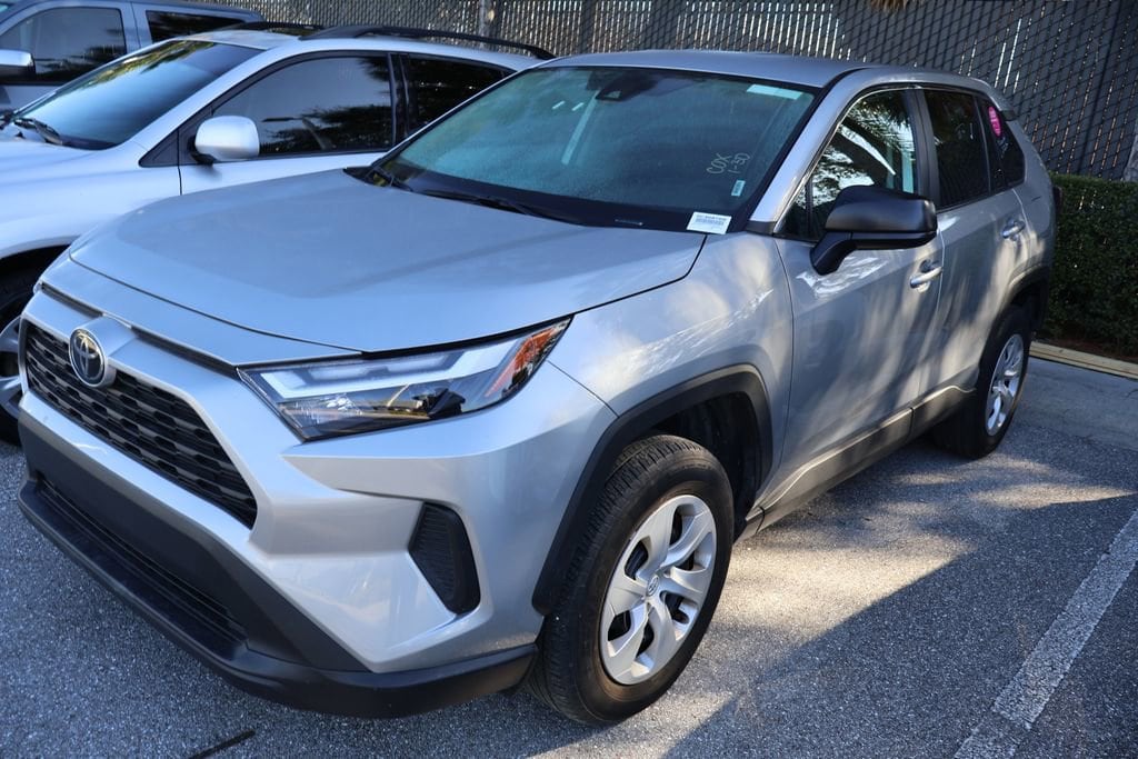 Used 2025 Toyota RAV4 LE with VIN 2T3H1RFV1SC308768 for sale in Kansas City