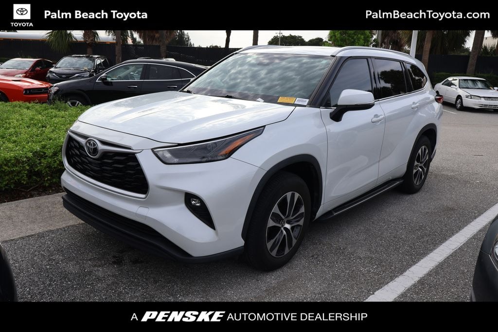 Used 2022 Toyota Highlander XLE SUV