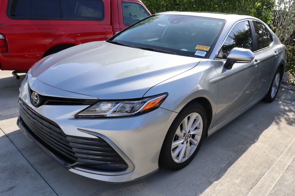 Used 2024 Toyota Camry LE with VIN 4T1R11AK4RU250305 for sale in West Palm Beach, FL