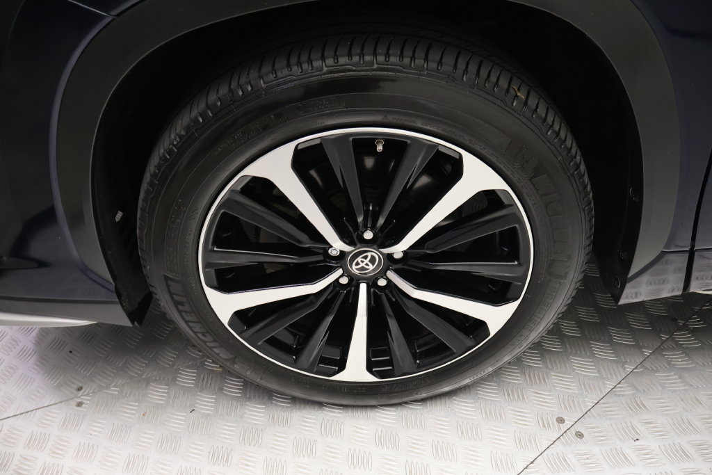 Certified 2021 Toyota Highlander XSE SUV