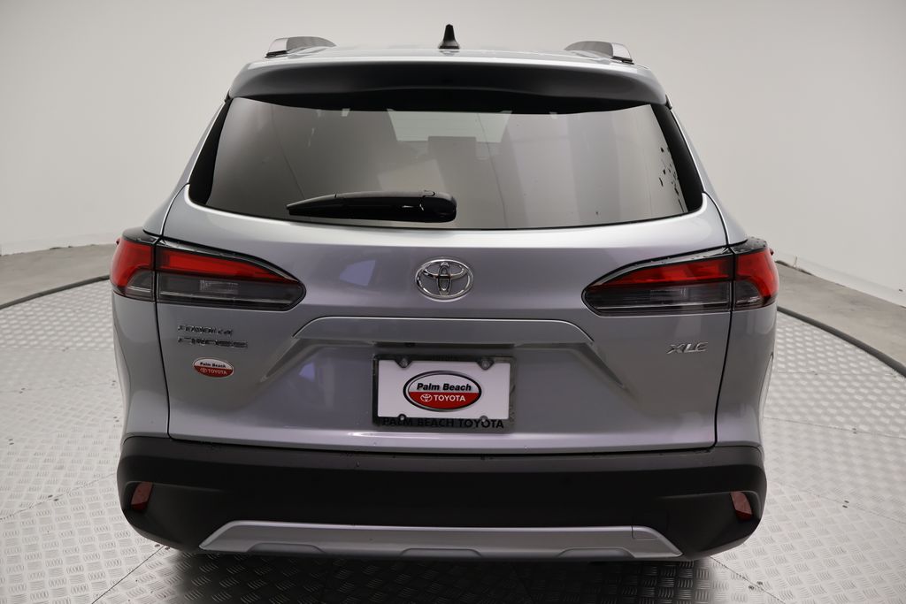 2026 Toyota Corolla Cross XLE - Photo 10