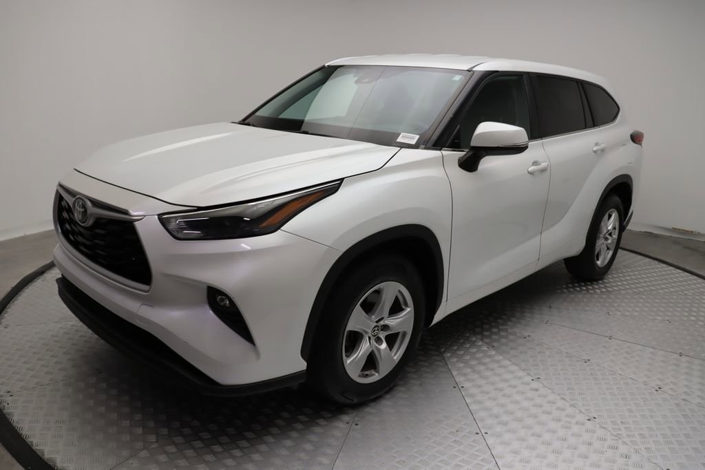 2023 Toyota Highlander SUV 
