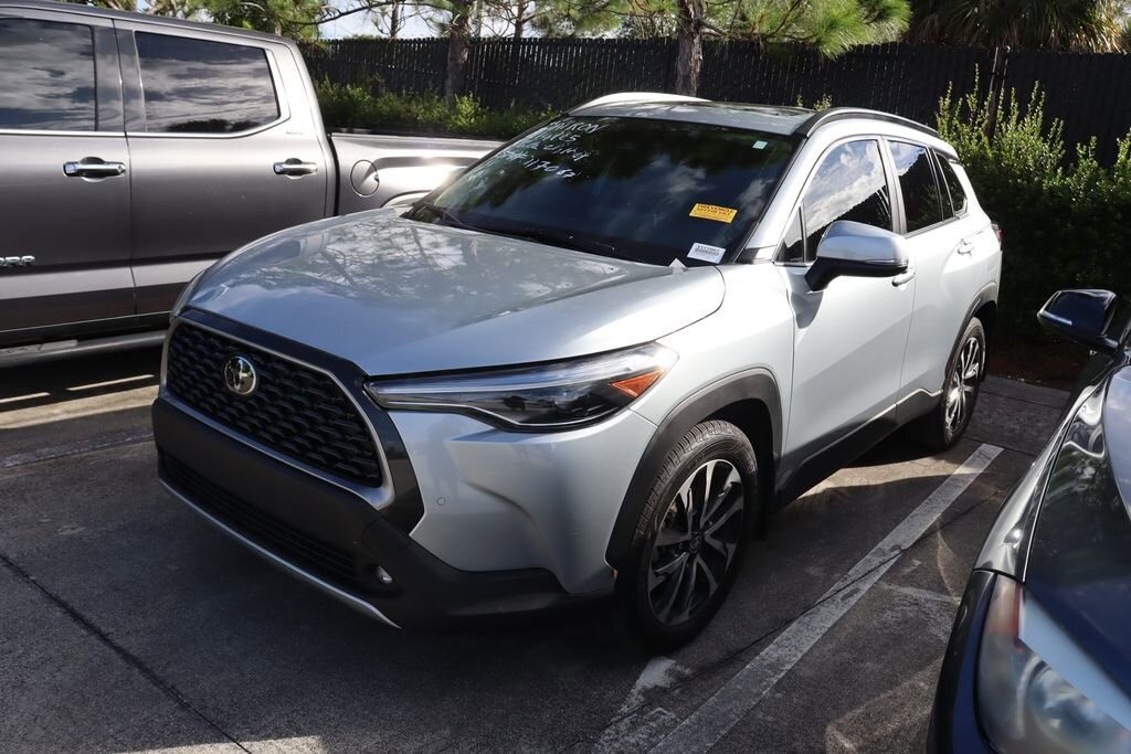 Used 2024 Toyota Corolla Cross XLE SUV