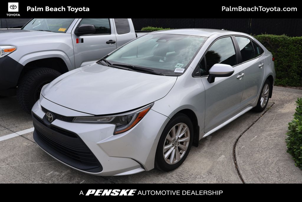 2024 Toyota Corolla LE CVT's photo
