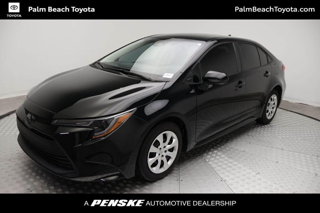 2024 Toyota Corolla LE CVT's photo