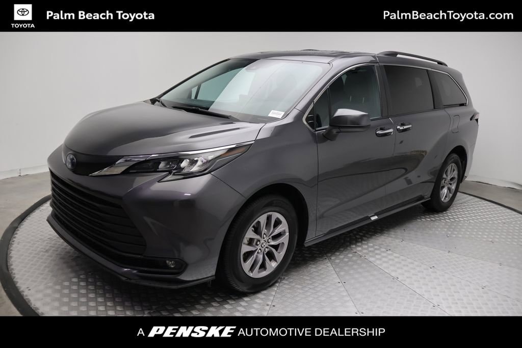 2025 Toyota Sienna Van Passenger Van 