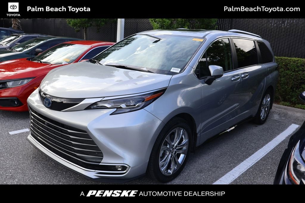 2024 Toyota Sienna Van Passenger Van 