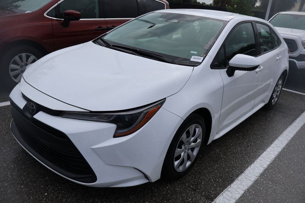 Used 2024 Toyota Corolla LE Sedan