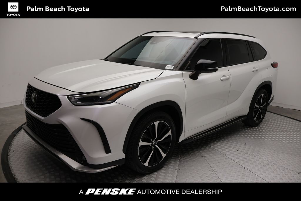 2022 Toyota Highlander SUV 