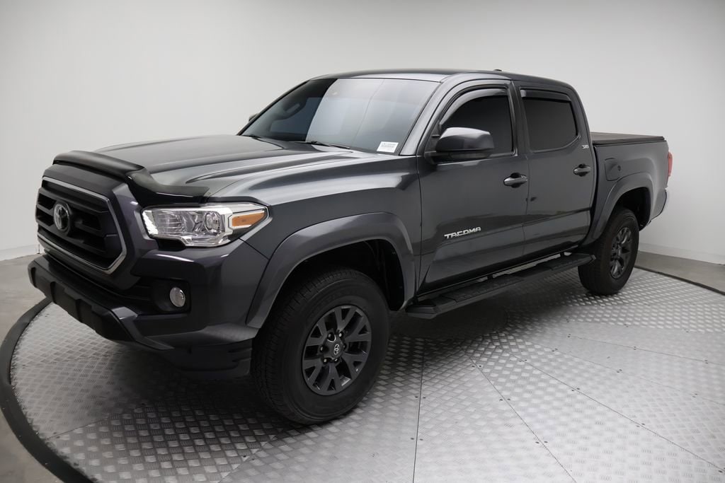 2020 Toyota Tacoma SR5's photo