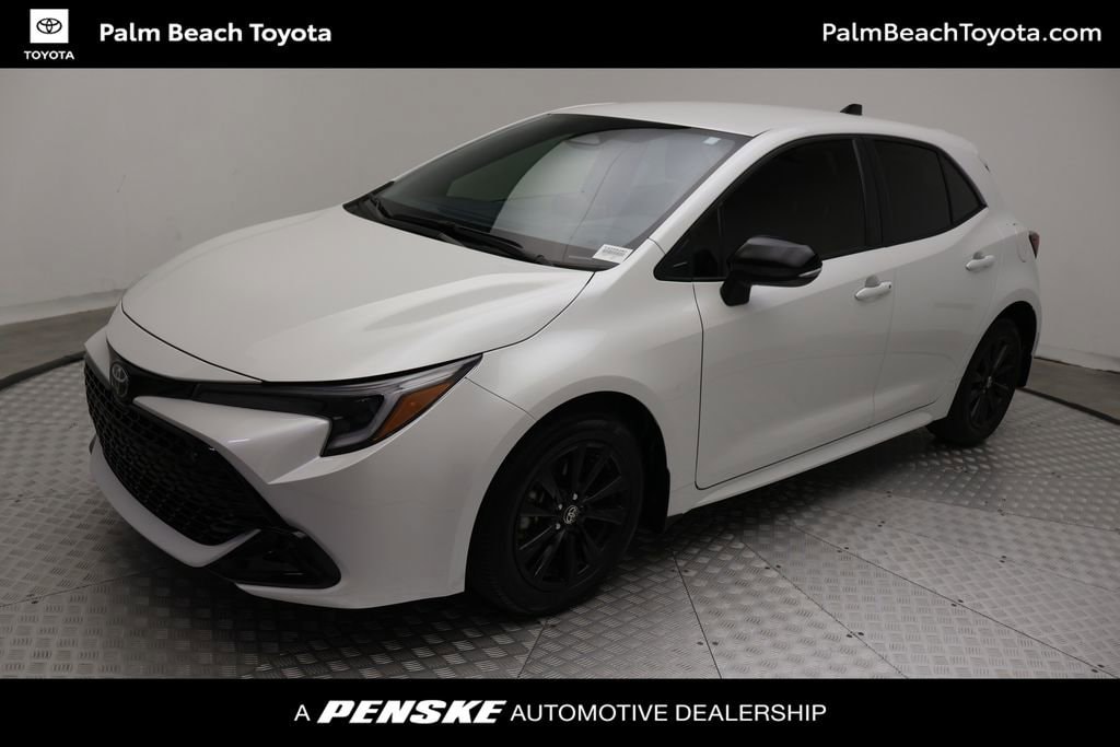 2026 Toyota Corolla SE CVT's photo