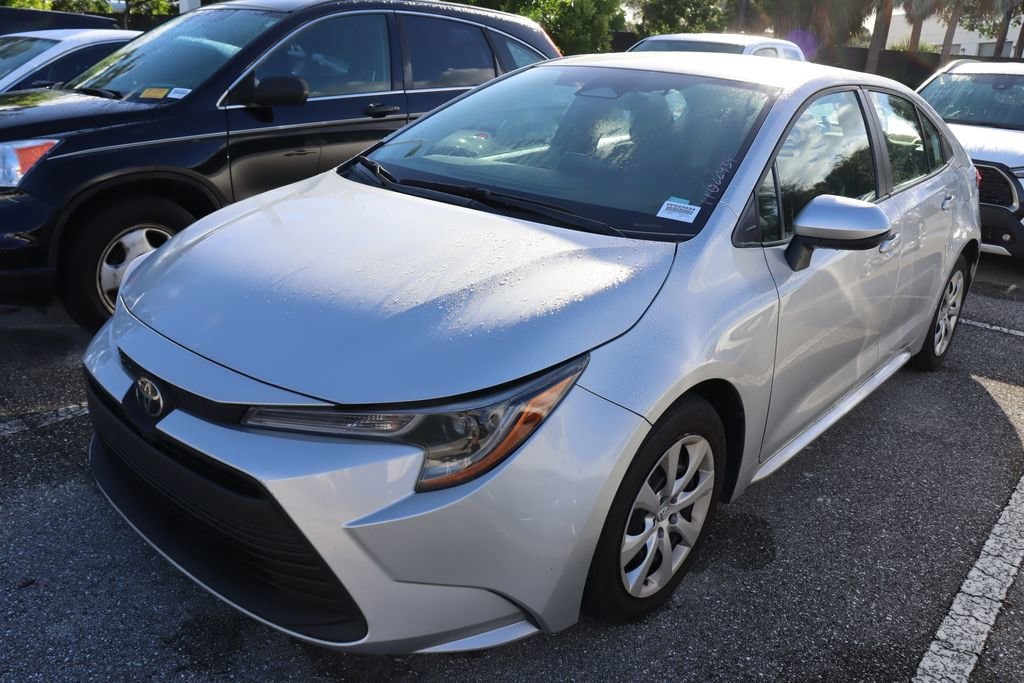 Used 2023 Toyota Corolla LE with VIN 5YFB4MDE4PP022934 for sale in Kansas City