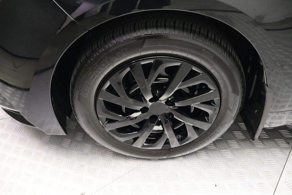 Certified 2025 Toyota Corolla LE Sedan