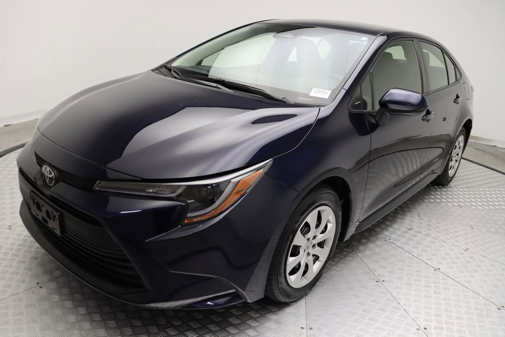 Used 2023 Toyota Corolla LE with VIN JTDB4MEE9PJ000592 for sale in Kansas City