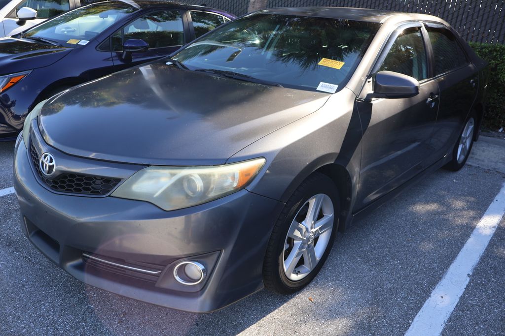 Used 2014 Toyota Camry SE with VIN 4T1BF1FK8EU823731 for sale in West Palm Beach, FL